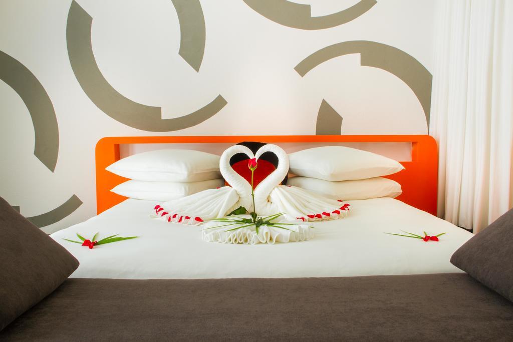 Sun & Moon, Urban Hotel Πνομ Πενχ Εξωτερικό φωτογραφία