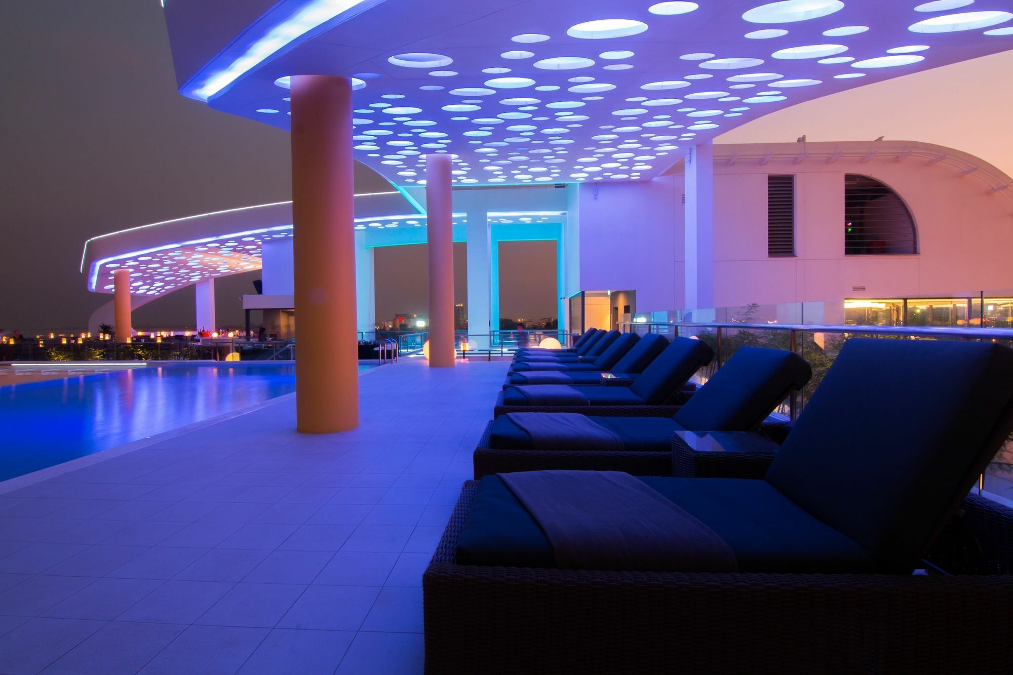 Sun & Moon, Urban Hotel Πνομ Πενχ Εξωτερικό φωτογραφία