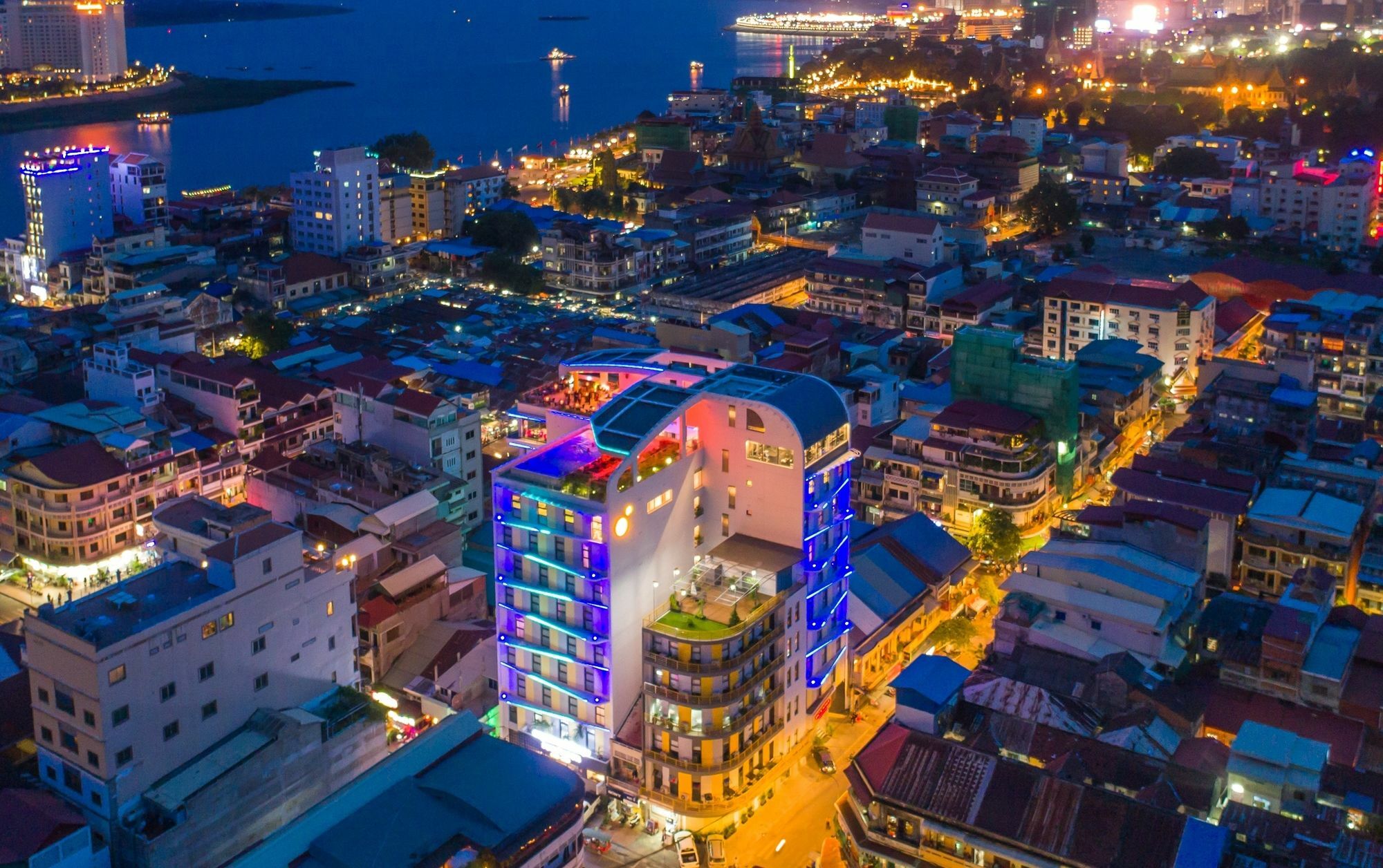 Sun & Moon, Urban Hotel Πνομ Πενχ Εξωτερικό φωτογραφία